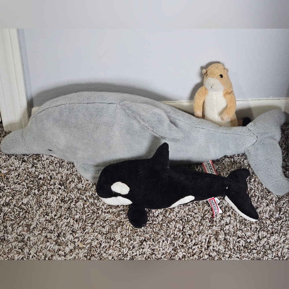 Douglas Stuffed Animals